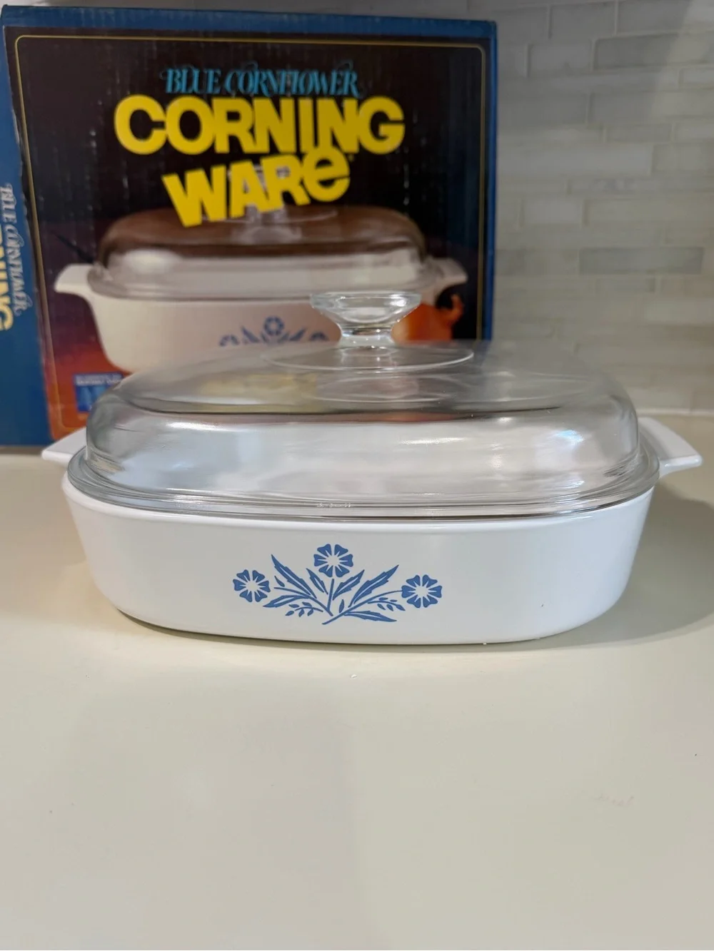Vintage Corning Ware Blue Cornflower A-10-B 2.5 Qt Casserole w/ Box & Lid